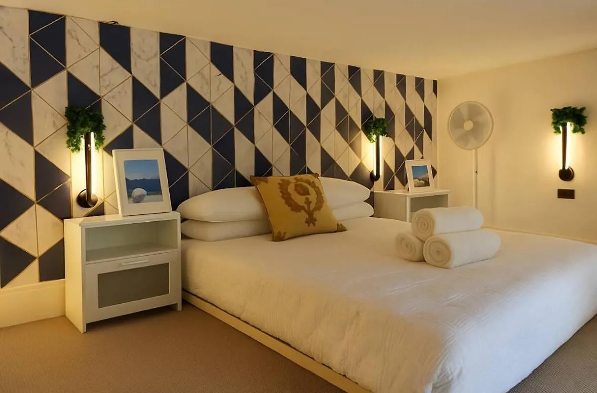 Modern Studio In Canary Wharf With Hot Tub London 0*,  United Kingdom