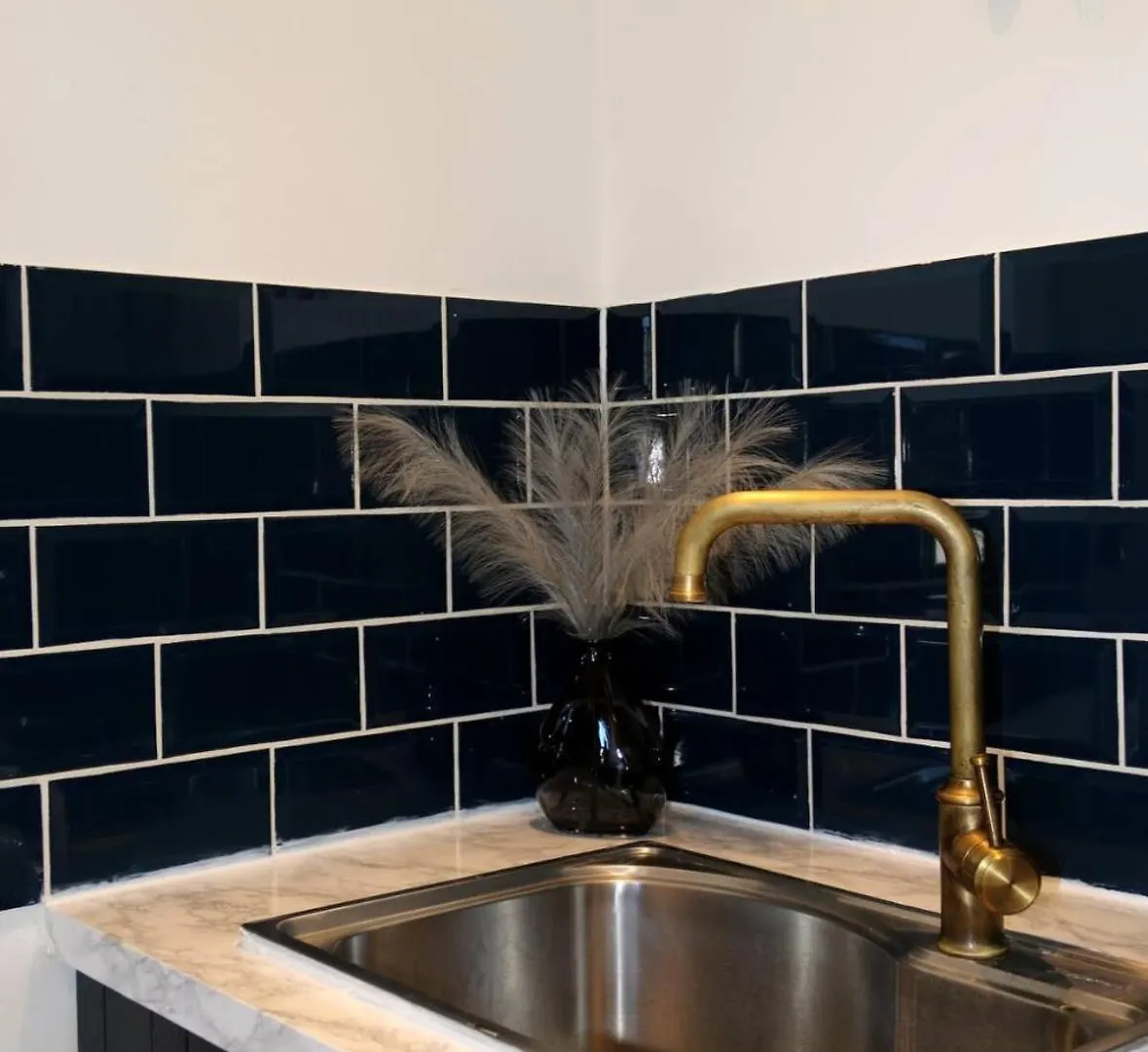 Apartment Modern Studio In Canary Wharf With Hot Tub London United Kingdom